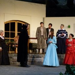 Dracula 2011285184_10150294850925769_786145768_7755297_2232723_n